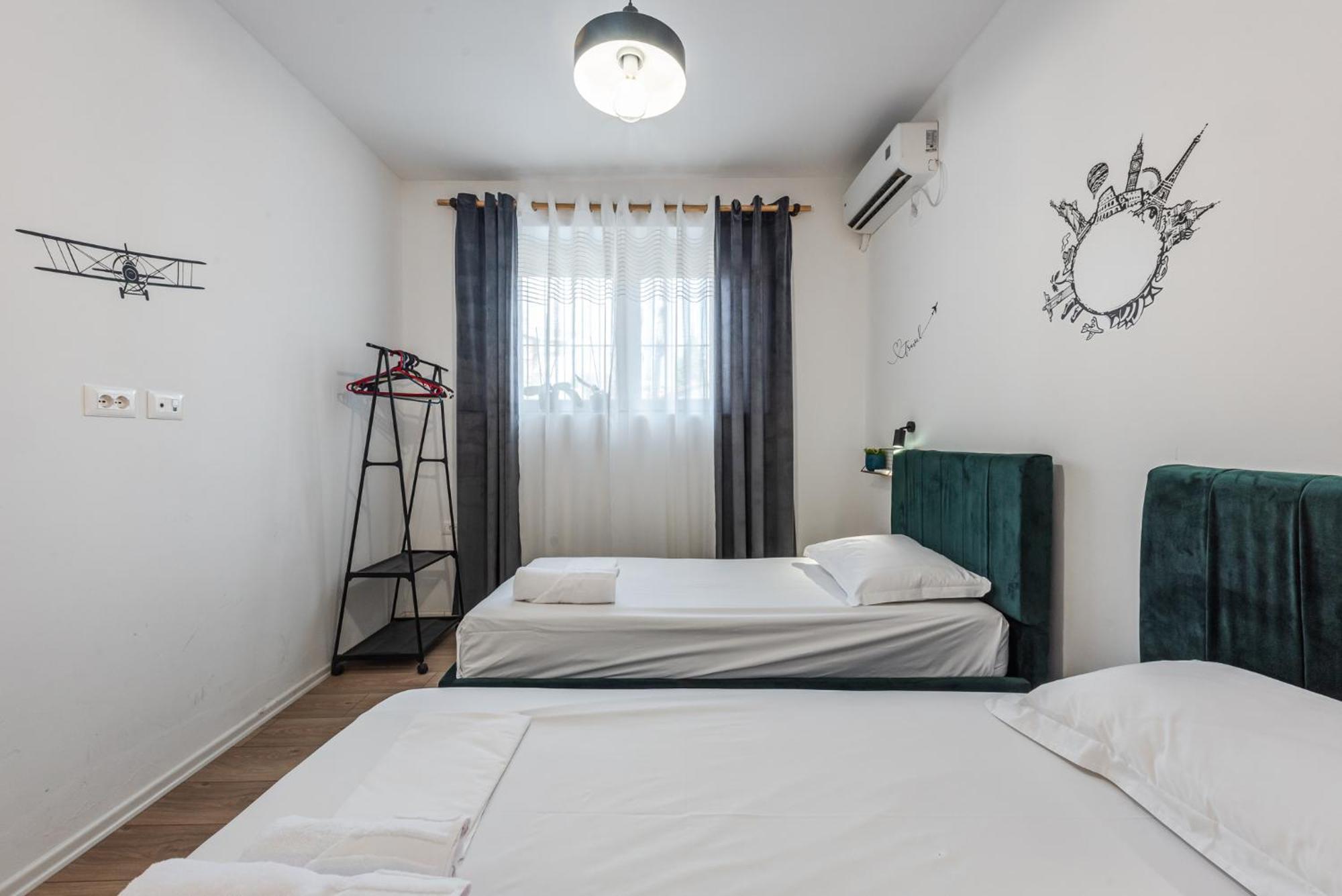 Noir Apartment By Kondo Stays ティラナ エクステリア 写真
