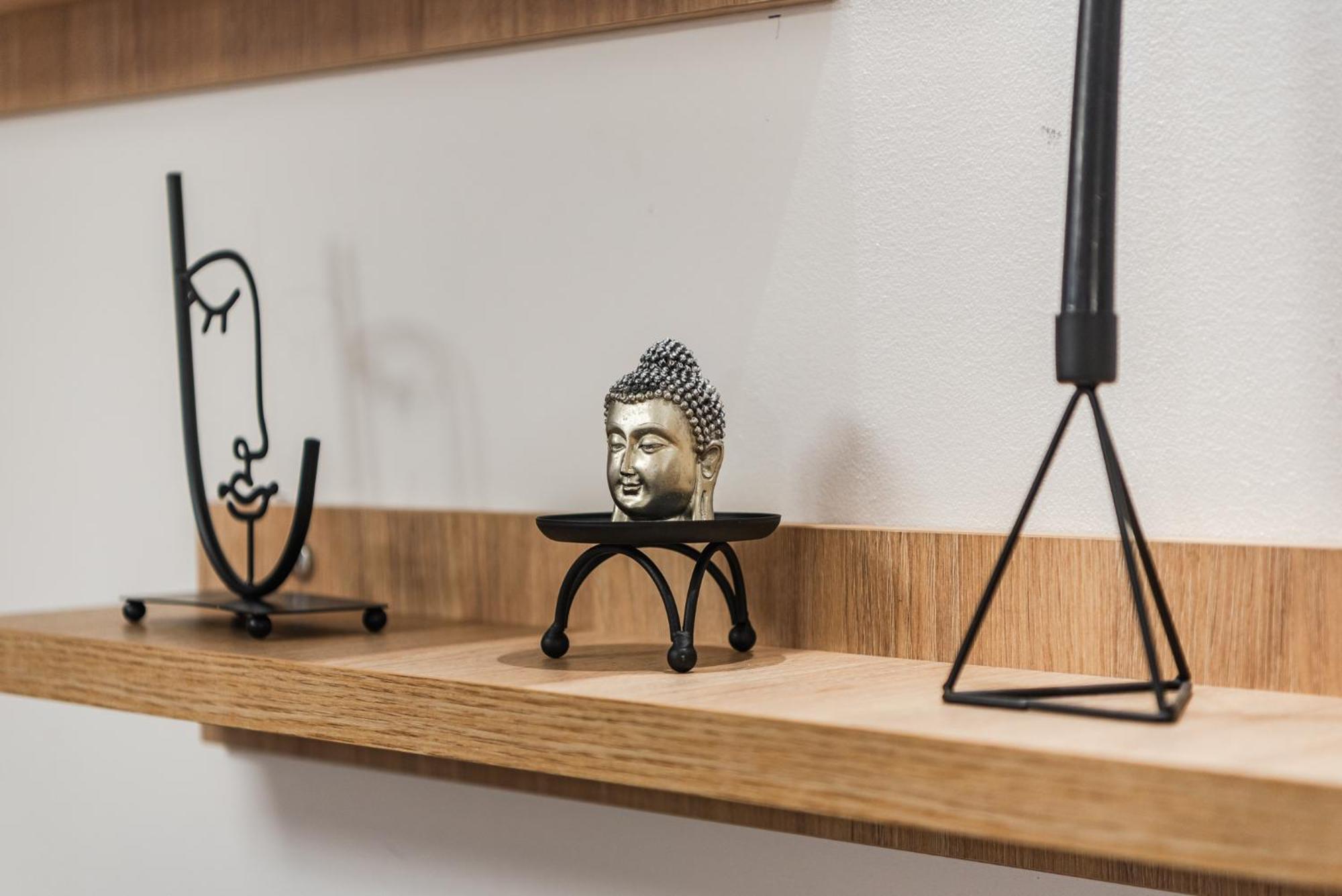 Noir Apartment By Kondo Stays ティラナ エクステリア 写真