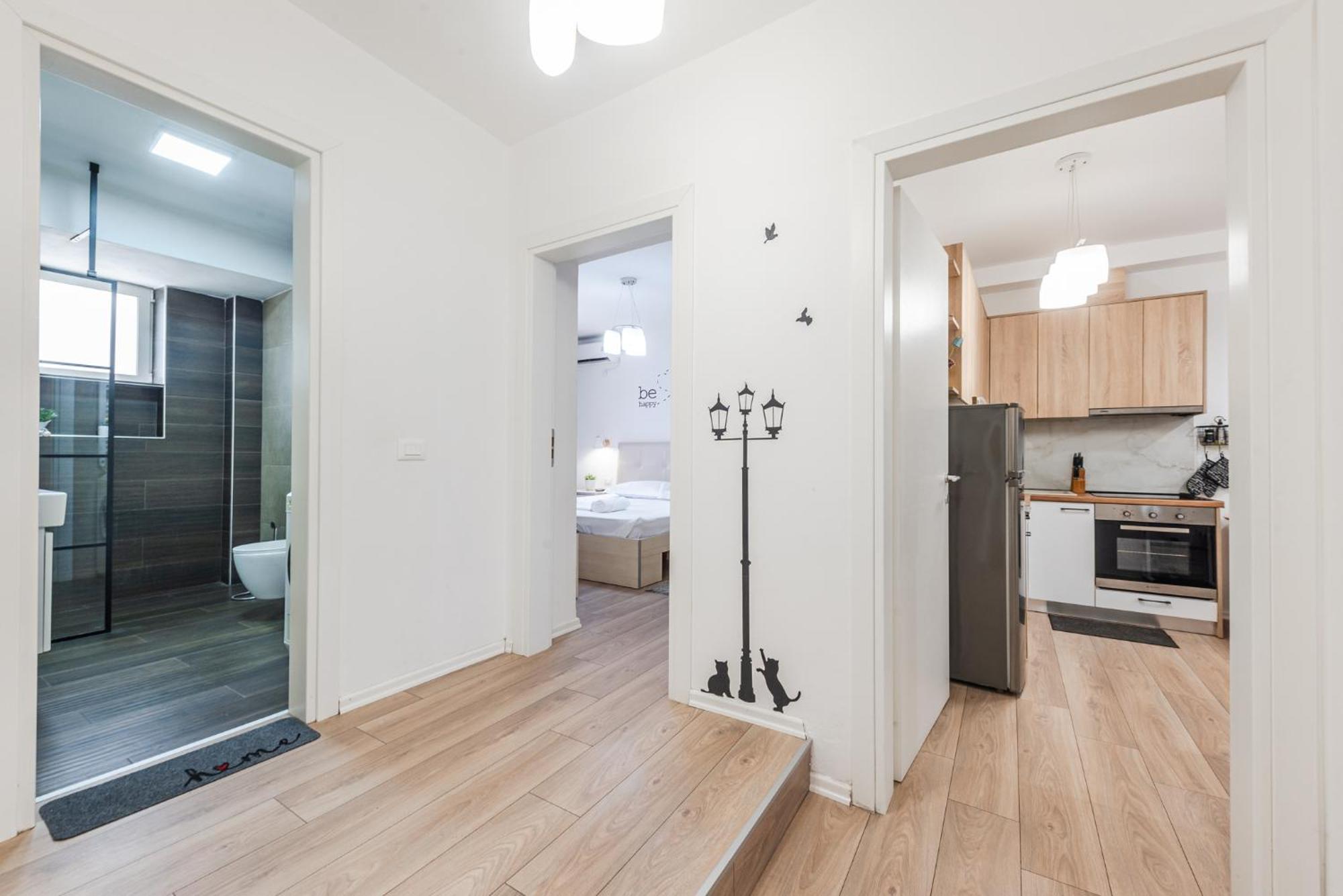 Noir Apartment By Kondo Stays ティラナ エクステリア 写真