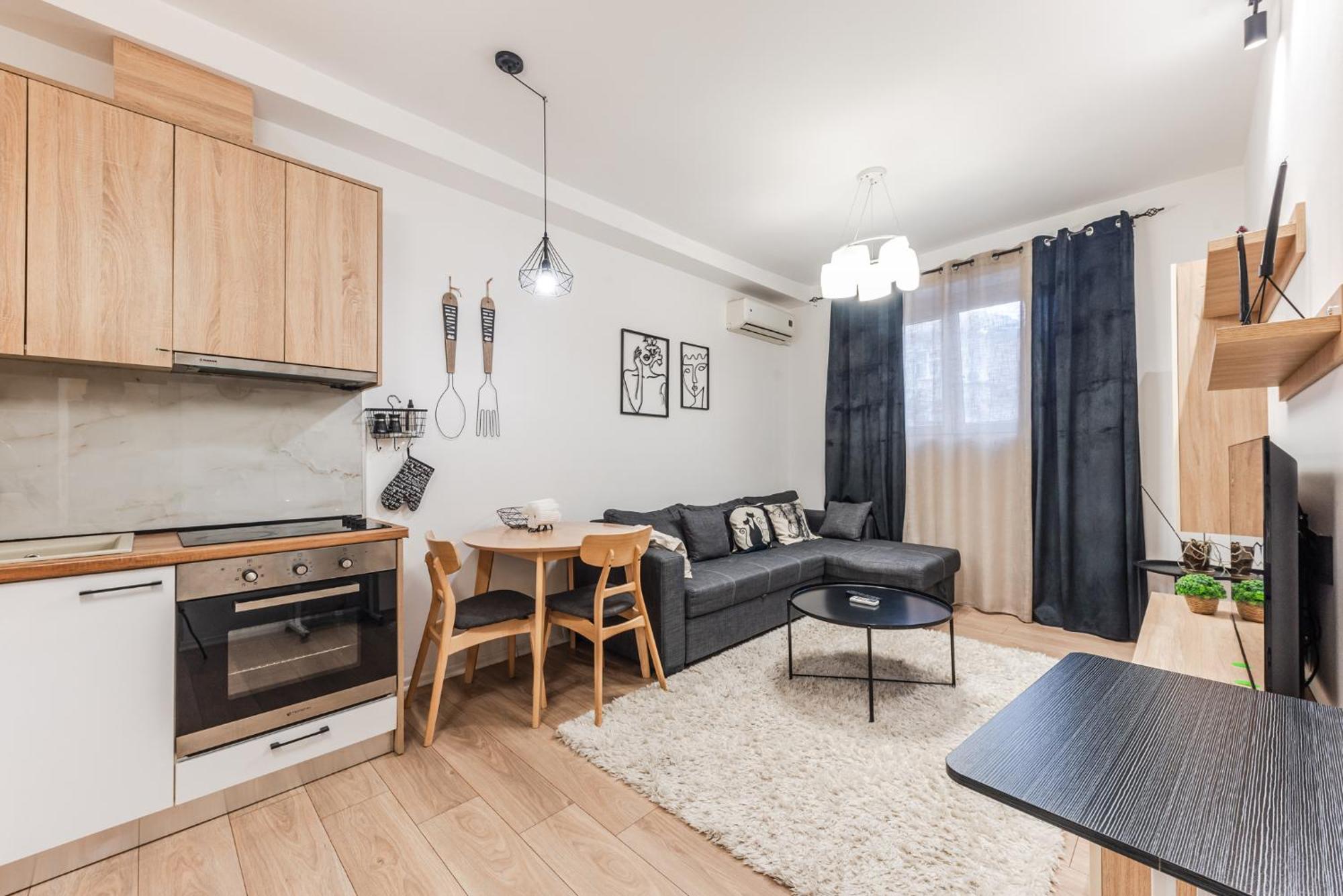 Noir Apartment By Kondo Stays ティラナ エクステリア 写真